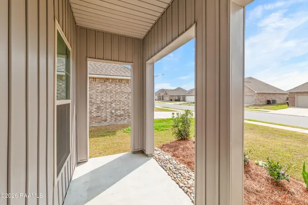 $225,000 | 210 Cres Vw Lane, Duson, LA 70529