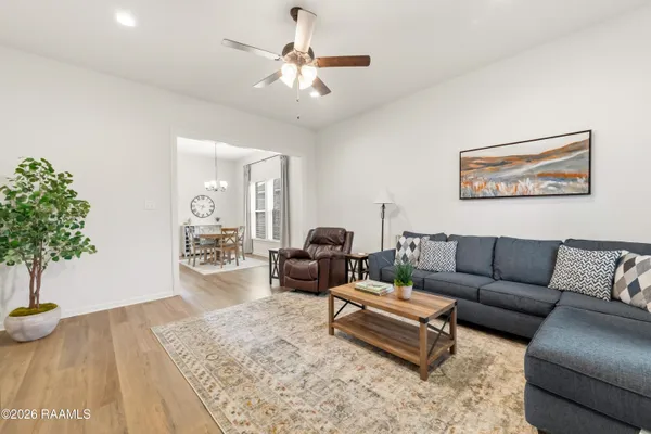 $225,000 | 210 Cres Vw Lane, Duson, LA 70529