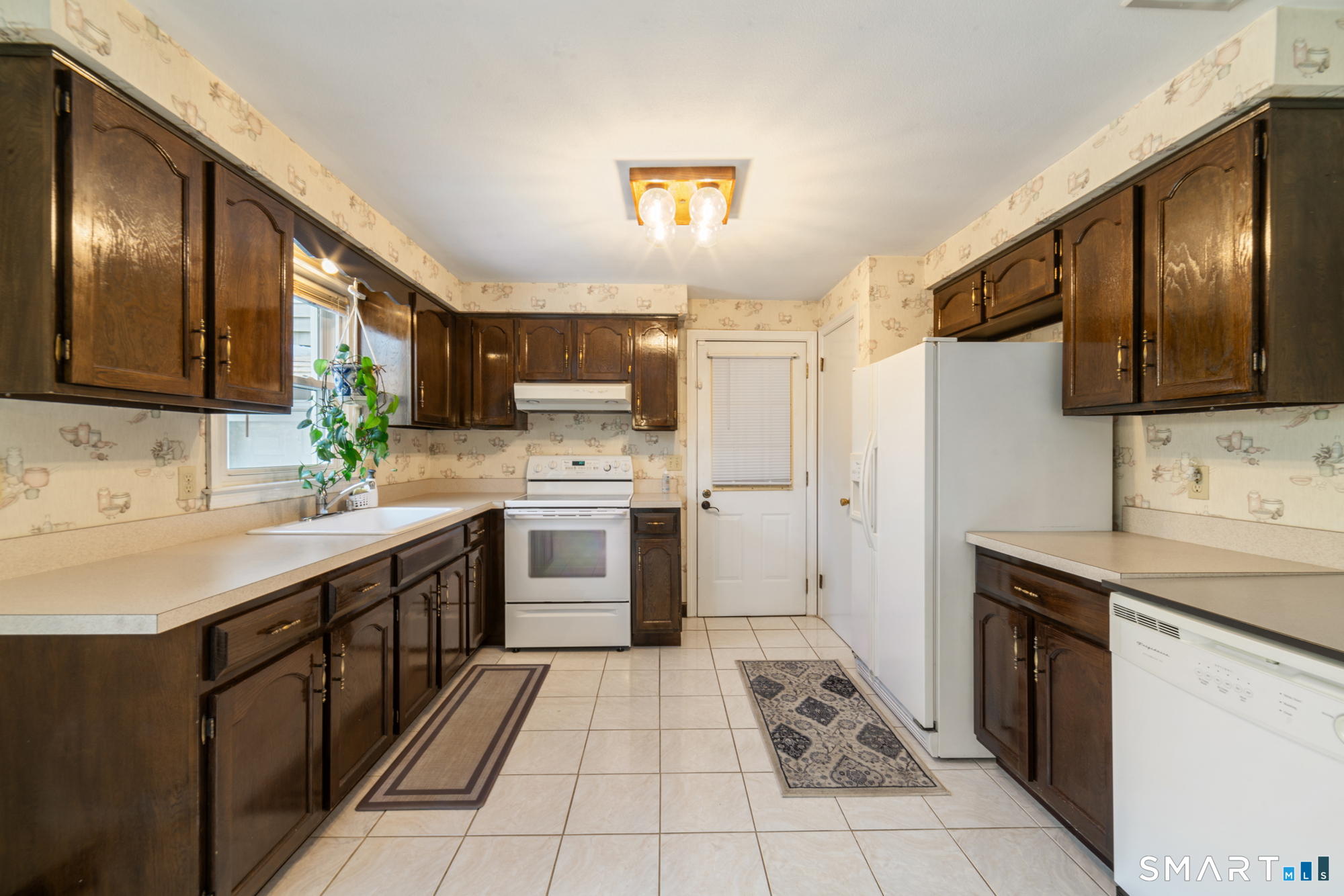 24 Bronson Road Prospect, CT 06712 - Photo 13 of 40