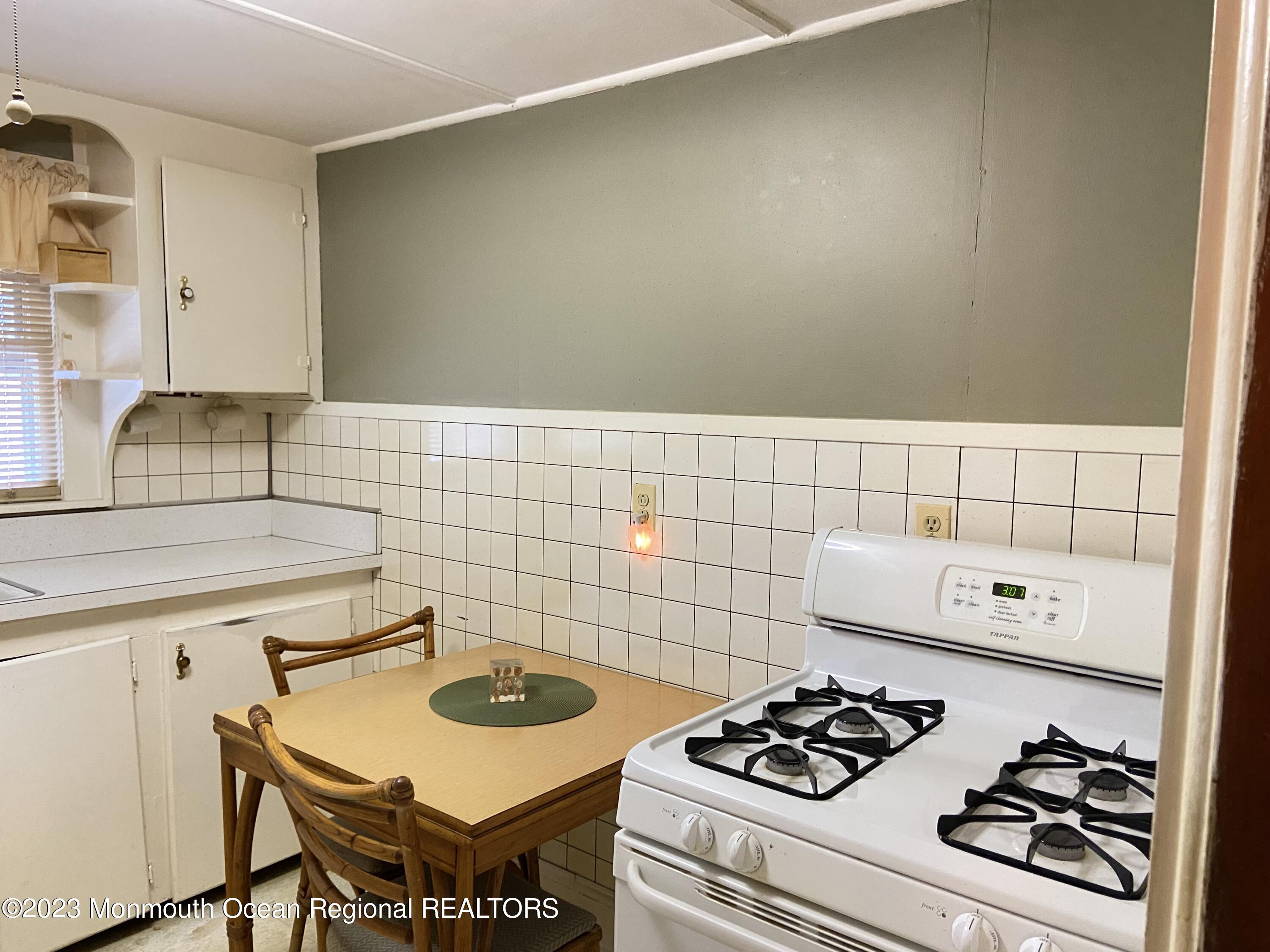 3 Ebb Tide Drive Brick, NJ 08723 - Photo 14 of 34 IMG_8887