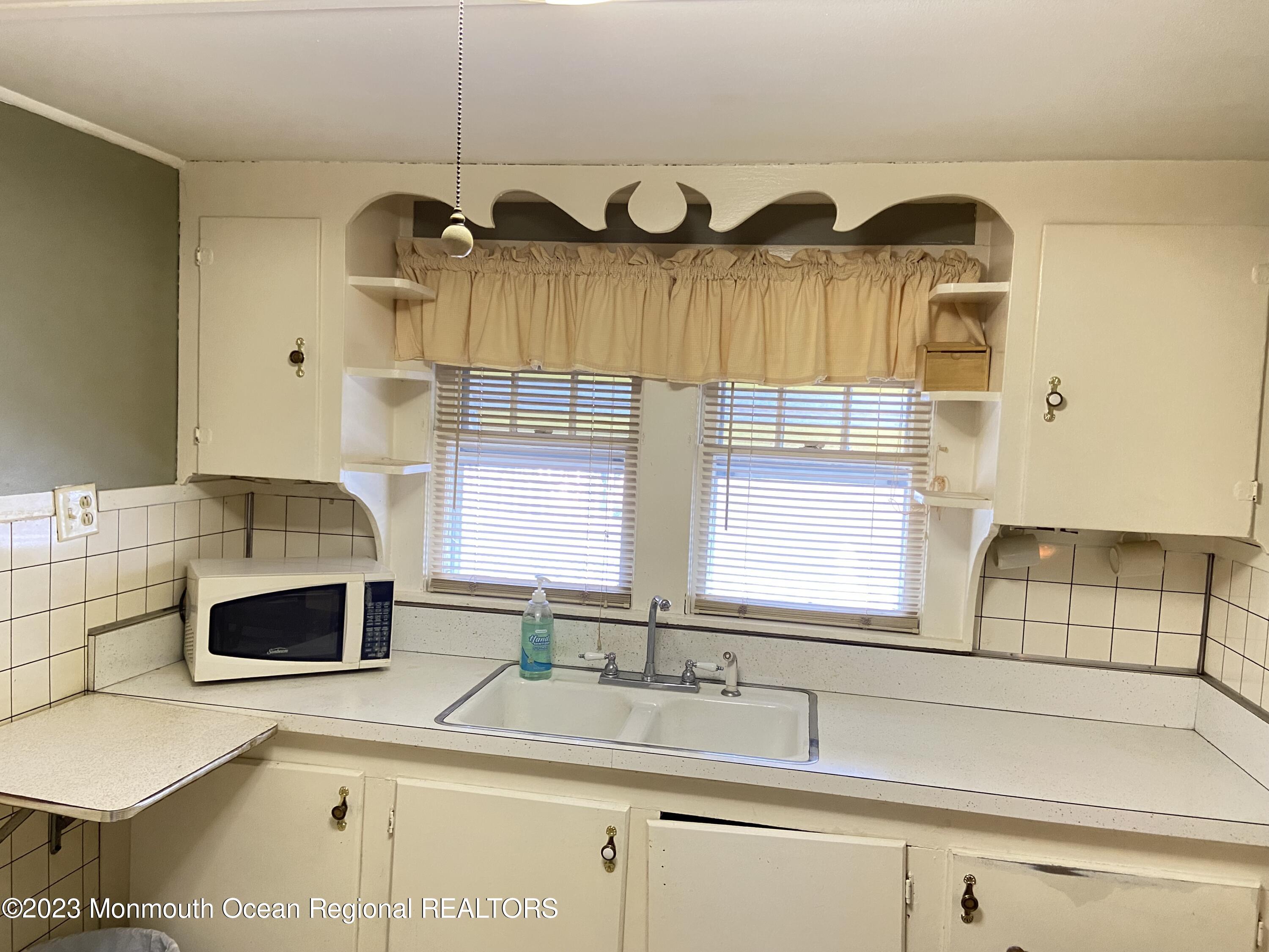 3 Ebb Tide Drive Brick, NJ 08723 - Photo 15 of 34 IMG_8888