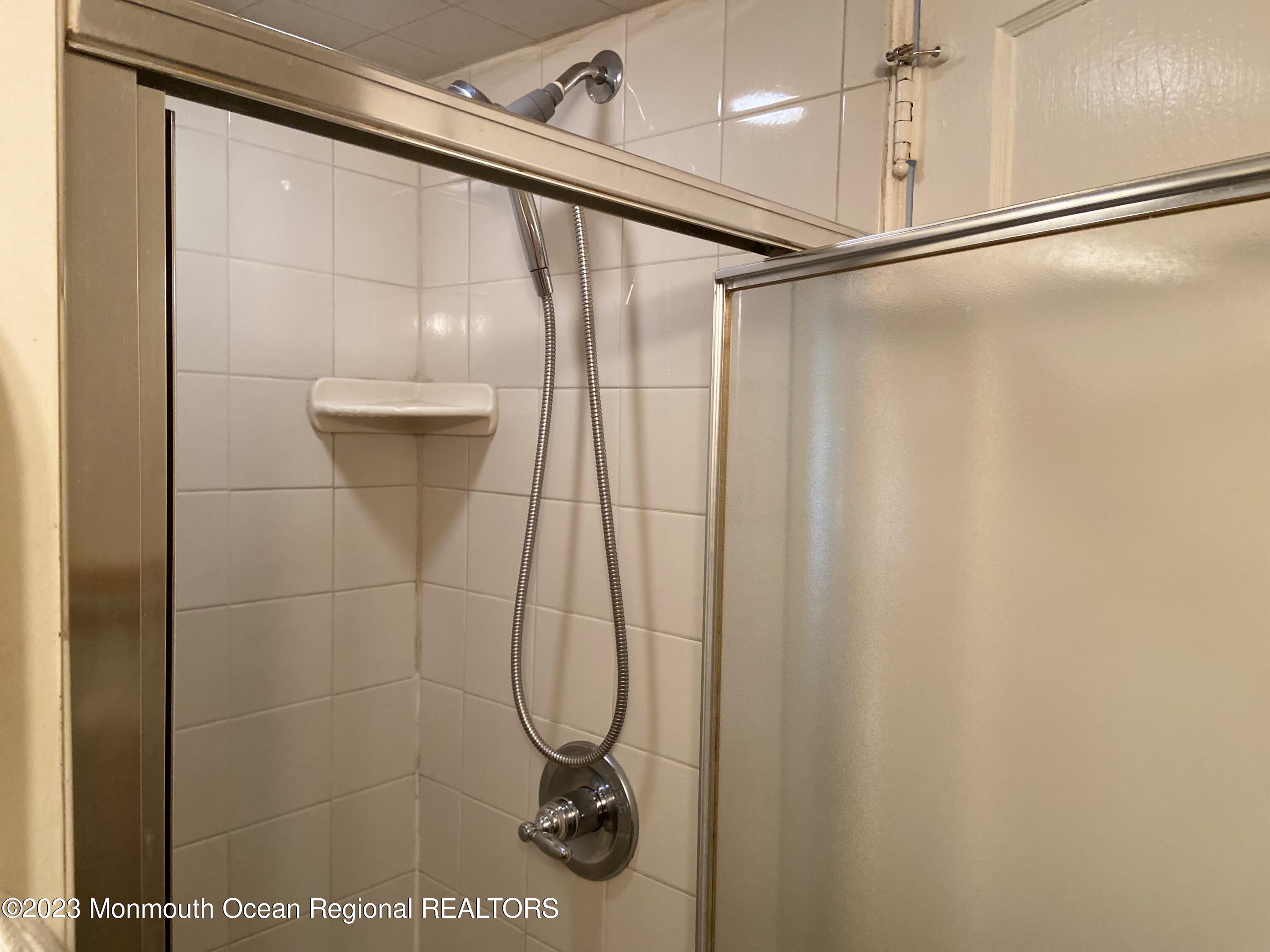 3 Ebb Tide Drive Brick, NJ 08723 - Photo 21 of 34 IMG_8893