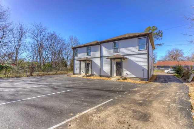$1,750 | 650 Ayers Street, Memphis, TN 38107