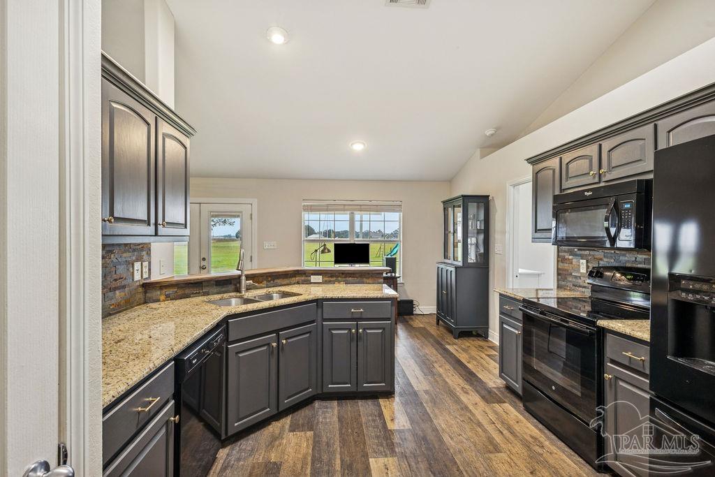 3366 Farrish Road Jay, FL 32565 - Photo 9 of 26