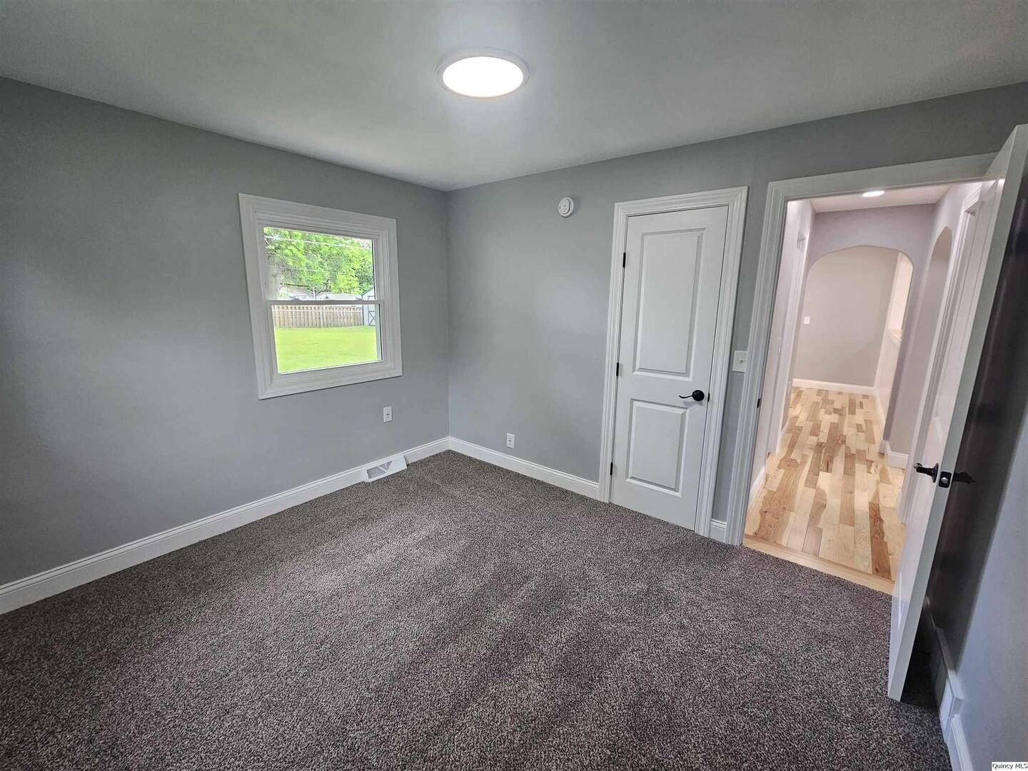 5128 Ri-Dora Street Quincy, IL 62305 - Photo 10 of 31