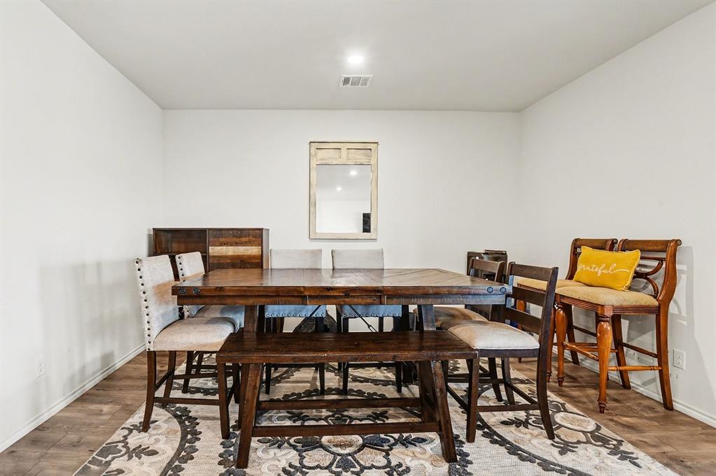 216 Samuel Street Denton, TX 76207 - Photo 7 of 32