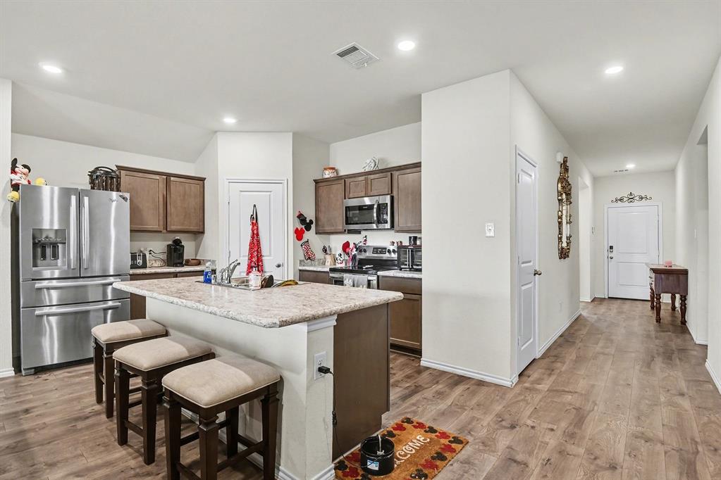 216 Samuel Street Denton, TX 76207 - Photo 9 of 32