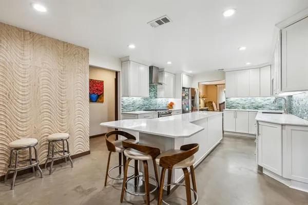 $7,750 | 2407 North Carroll Avenue, Southlake, TX 76092