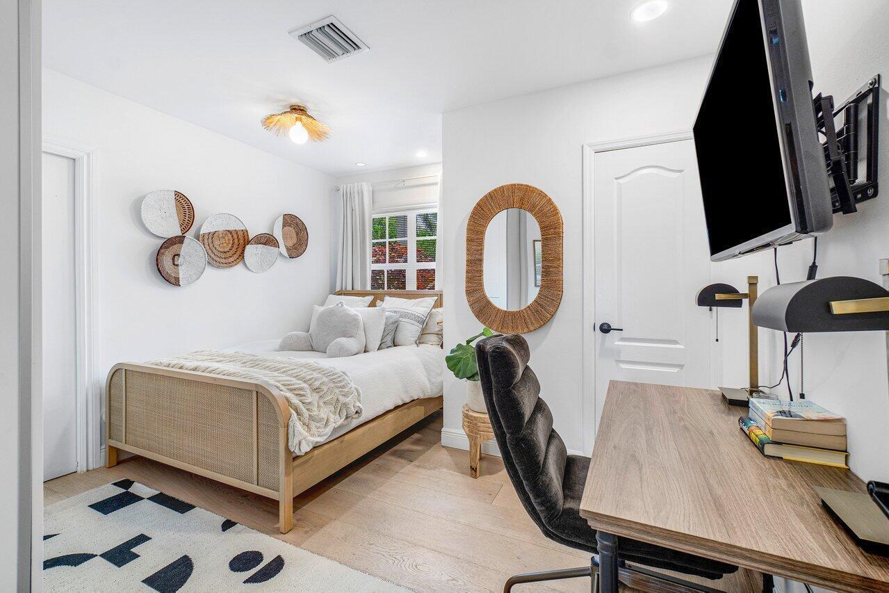 783 Toledo Drive Boca Raton, FL 33432 - Photo 34 of 57 035-783ToledoDrive-BocaRaton-FL-33432-SM