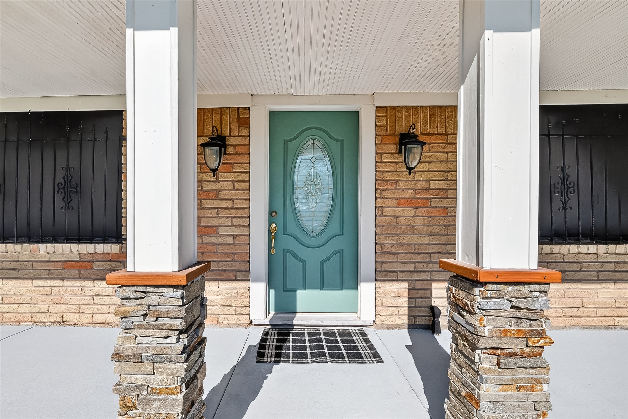 16415 1st Street Channelview, TX 77530 - Photo 3 of 28 a view of a entryway door of the house