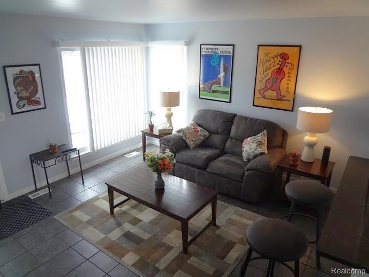 4014 Devon Road Royal Oak, MI 48073 - Photo 8 of 21