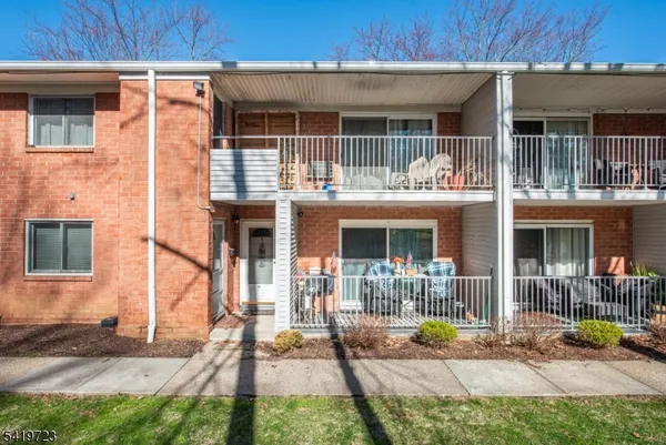 $270,000 | 2350 State Route 10, Unit 9, Morris Plains, NJ 07950