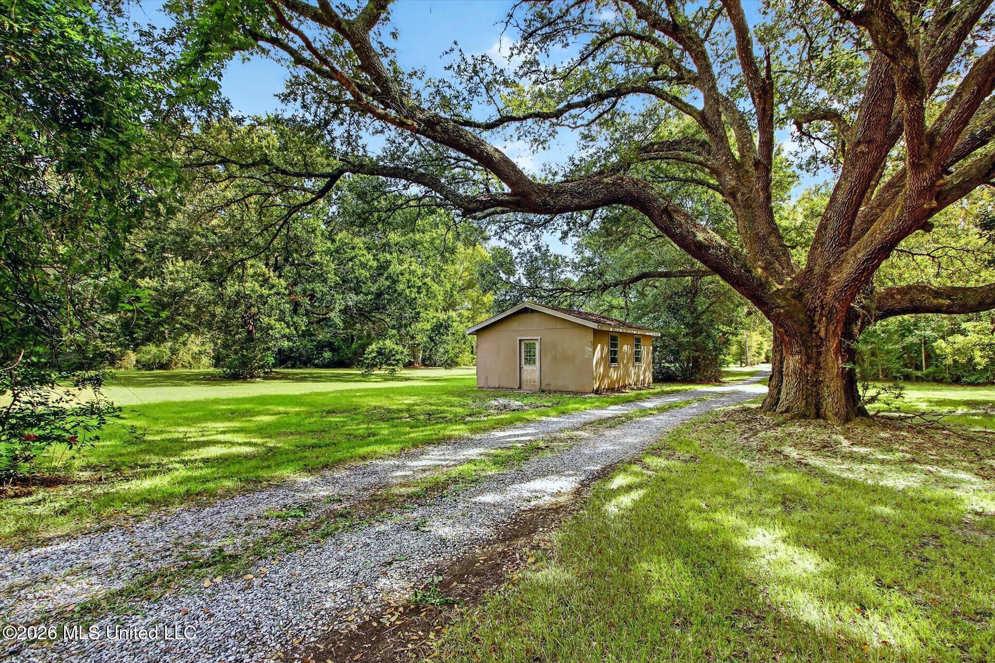 418 Salem Road Picayune, MS 39466 - Photo 45 of 53 50-050_IMG_5184