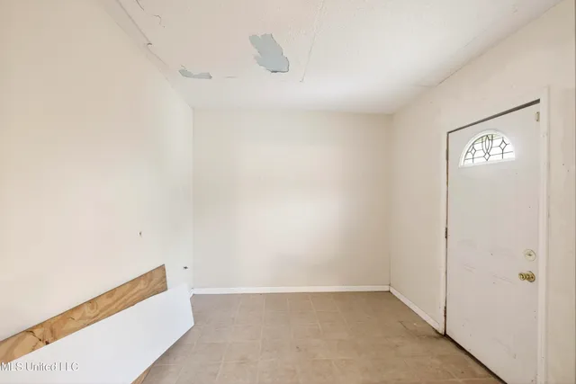 $115,000 | 1717 Cherokee Drive, Pascagoula, MS 39581