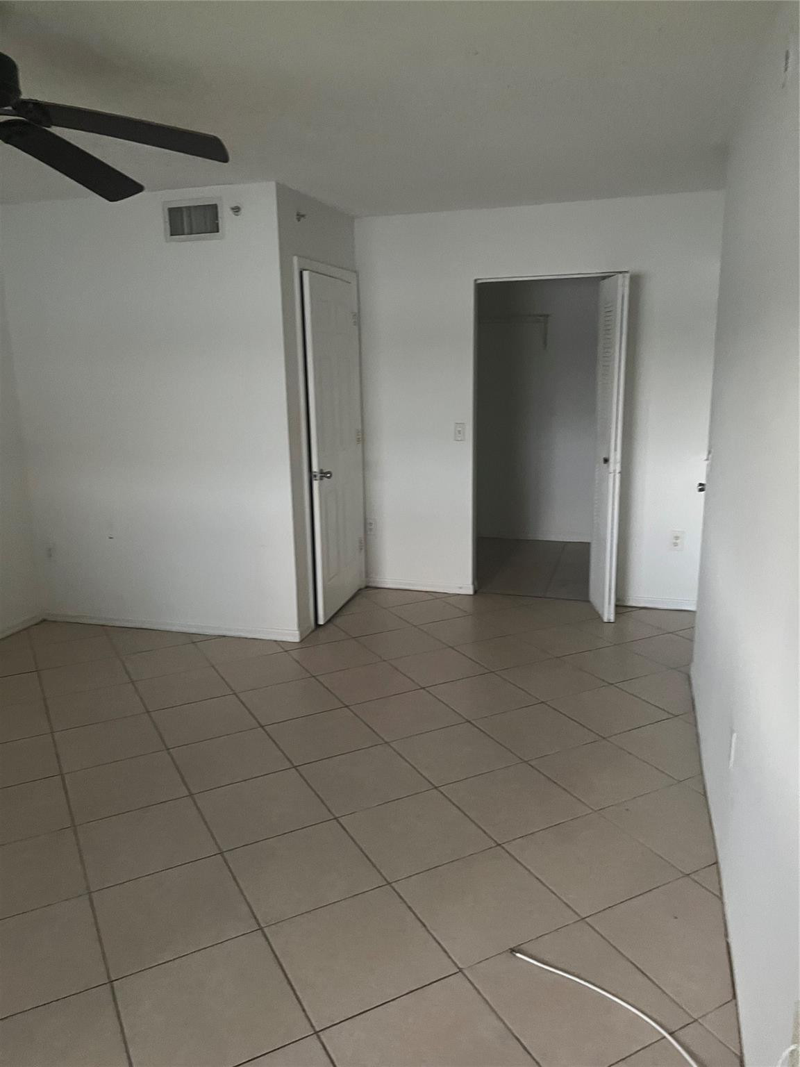 5031 Wiles Road, Unit 202 Pompano Beach, FL 33073 - Photo 12 of 19 Photo 12