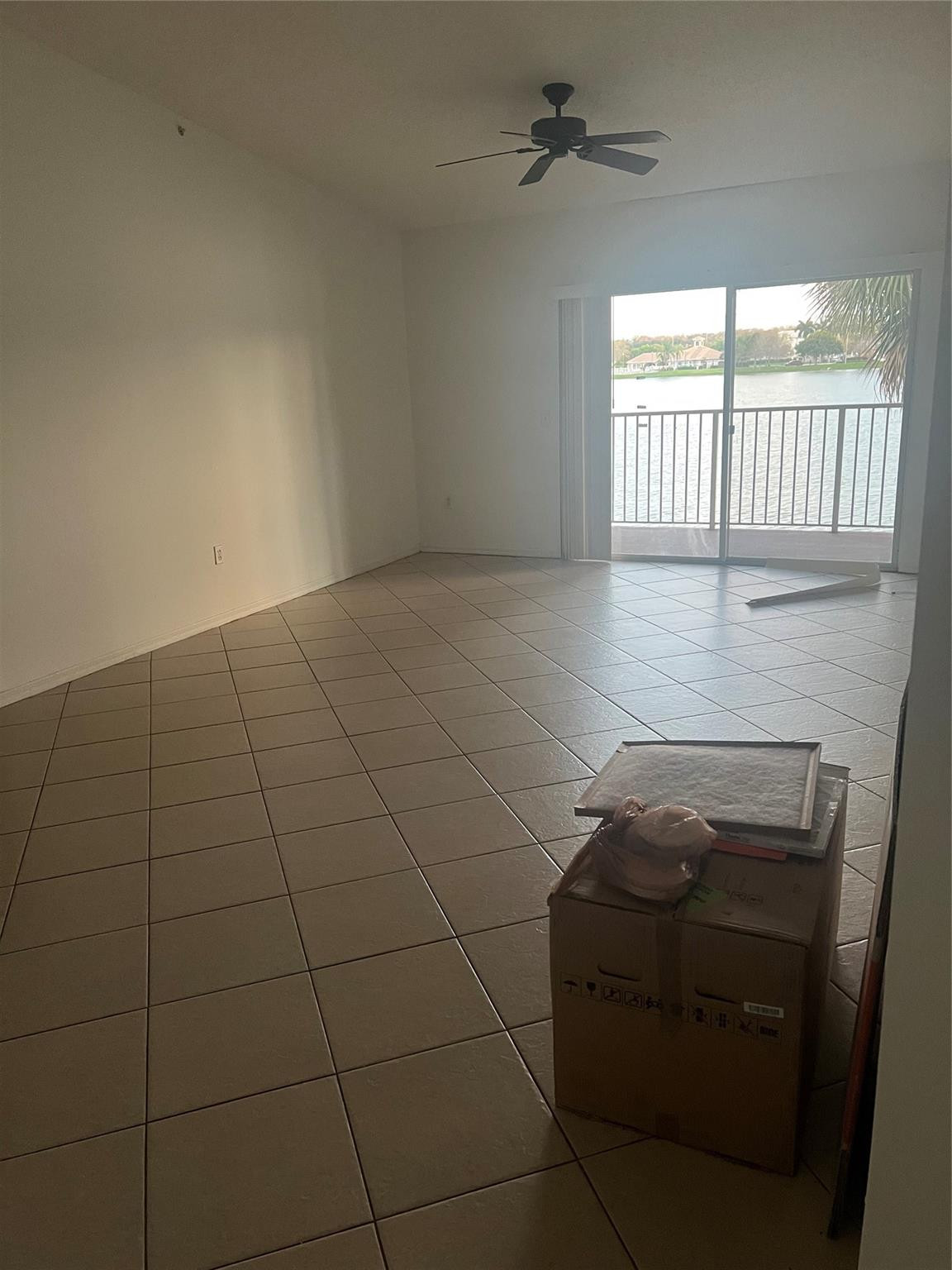 5031 Wiles Road, Unit 202 Pompano Beach, FL 33073 - Photo 5 of 19 Photo 5