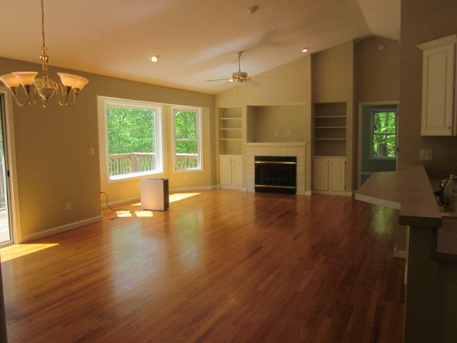 112 Ridgeway Court Moneta, VA 24121 - Photo 5 of 25 Open floor plan