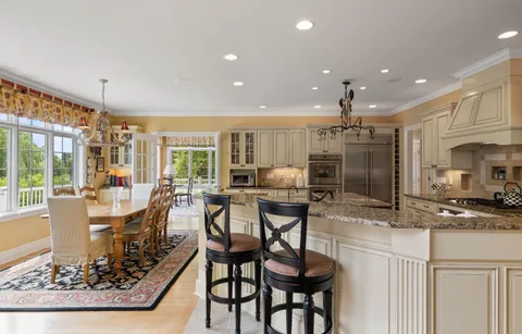 $1,199,000 | 1835 Hickory Hill, Unit 3401, Geneva, WI 53147