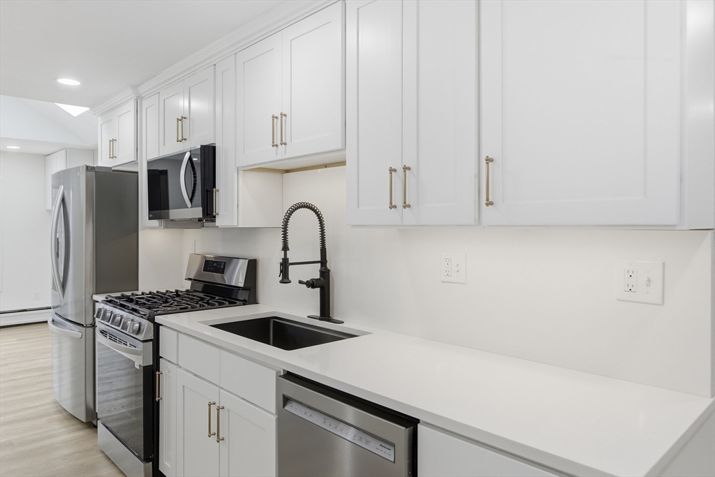 42 Oakdale Road Canton, MA 02021 - Photo 11 of 36