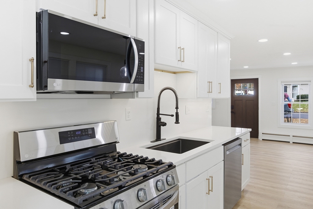 42 Oakdale Road Canton, MA 02021 - Photo 14 of 36