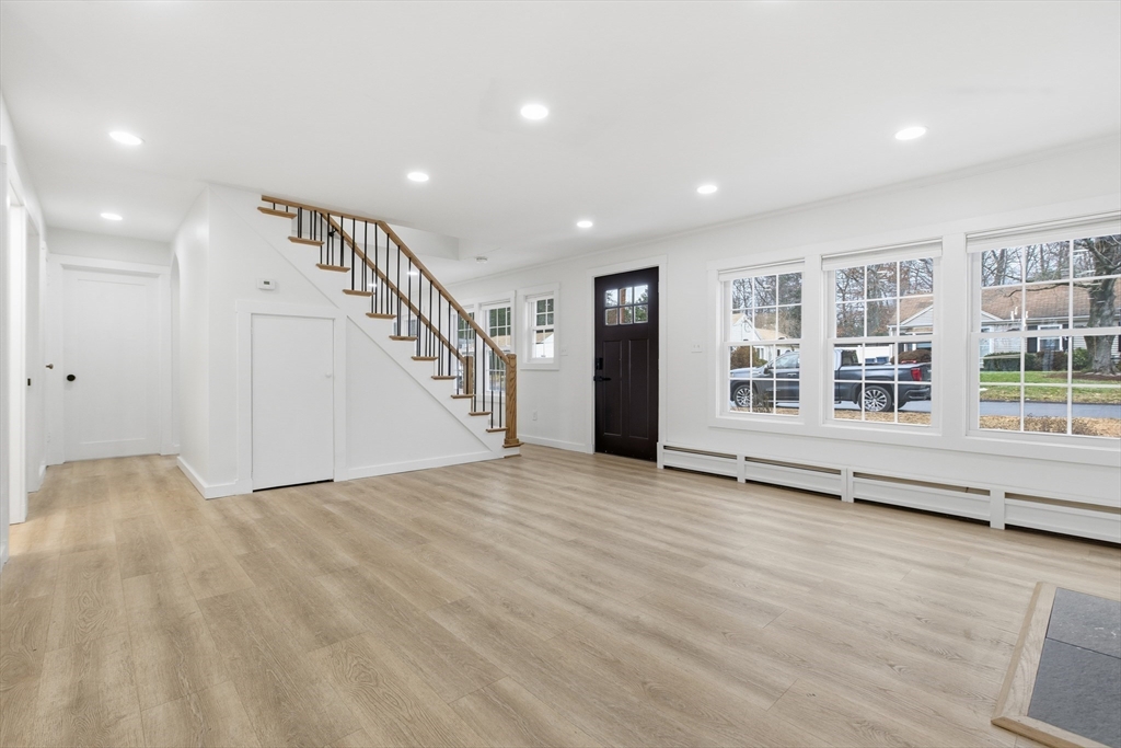 42 Oakdale Road Canton, MA 02021 - Photo 4 of 36