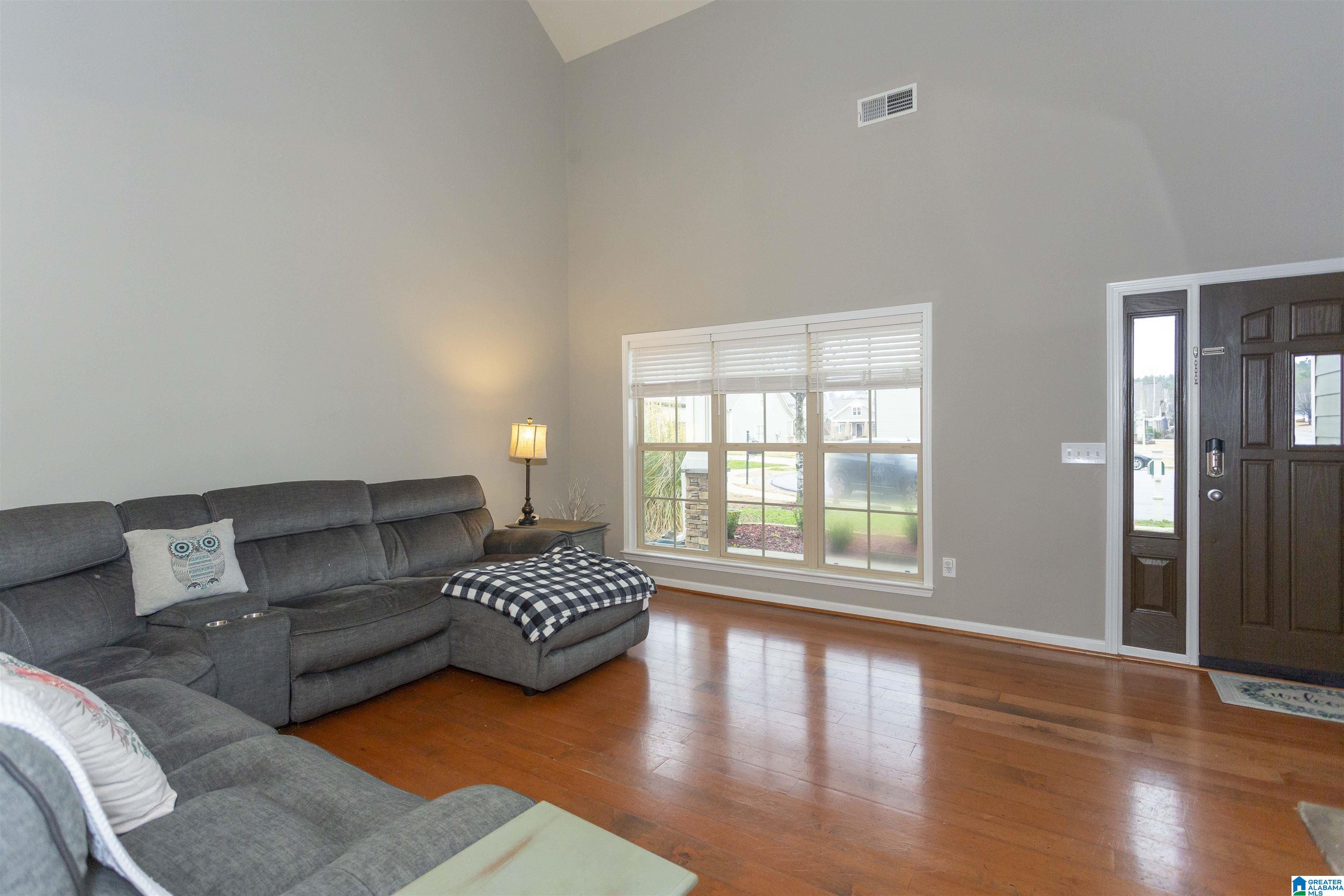 178 King Richards Way Calera, AL 35040 - Photo 11 of 37