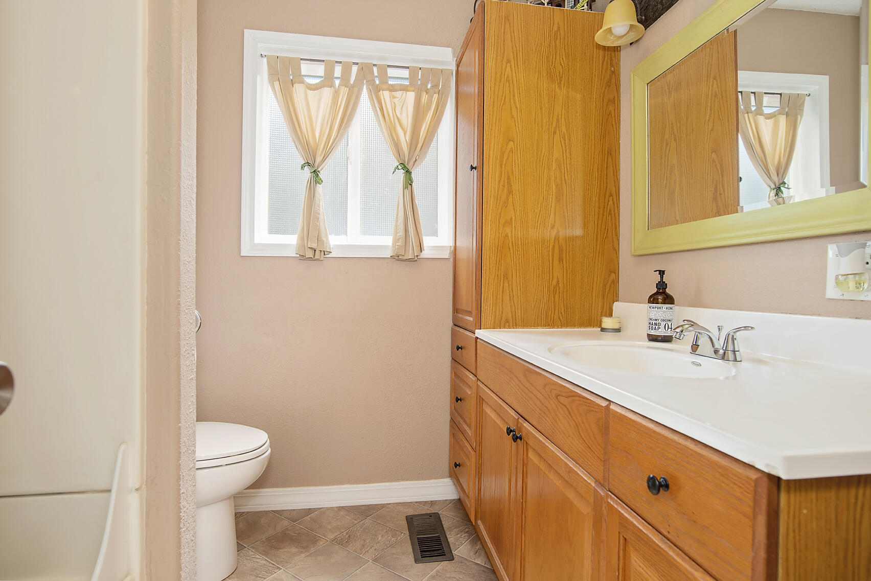 205 Kings Way Central Point, OR 97502 - Photo 15 of 30 Kings Way_010 copy