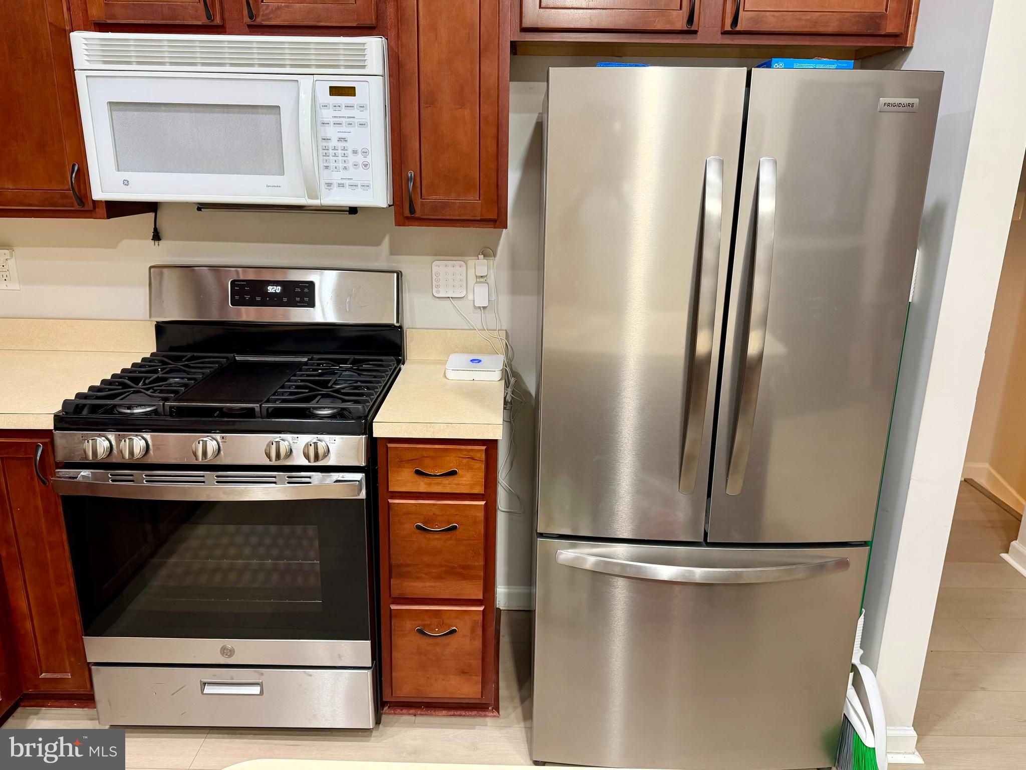 7076 Water Oak Road, Unit 196 Elkridge, MD 21075 - Photo 8 of 31 kitchen