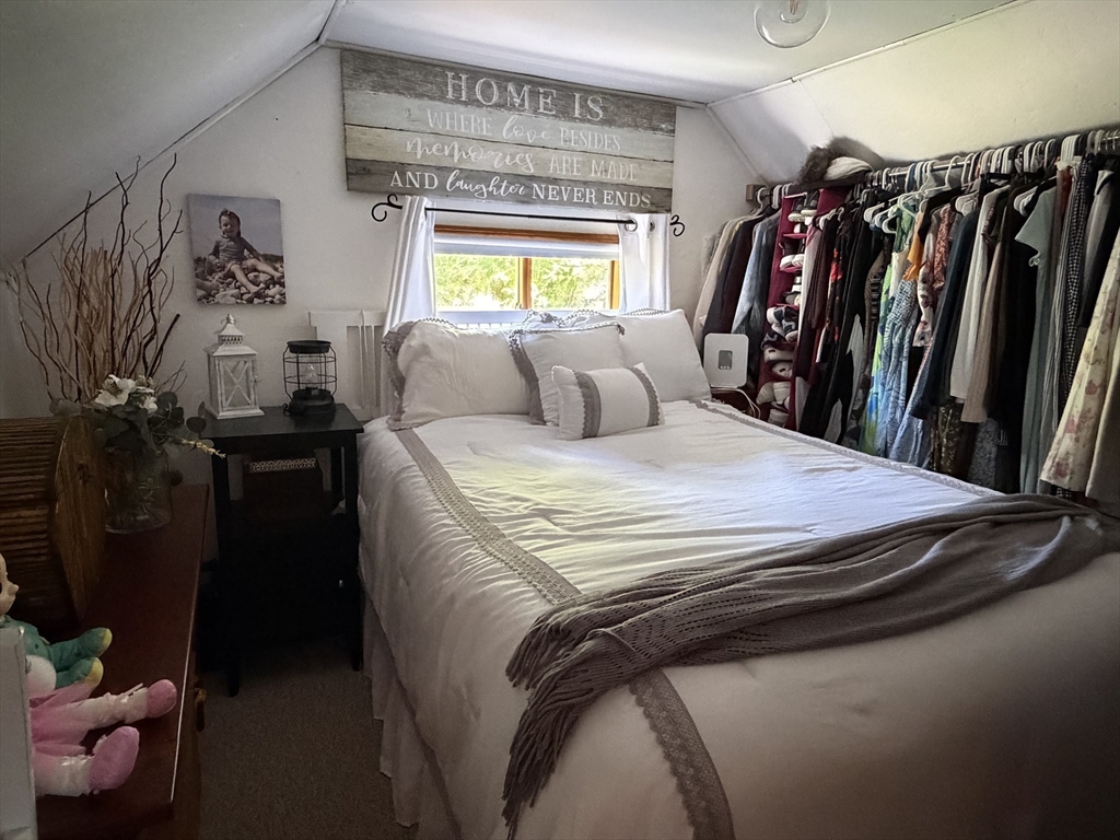 217 Middleboro Road Freetown, MA 02717 - Photo 24 of 42