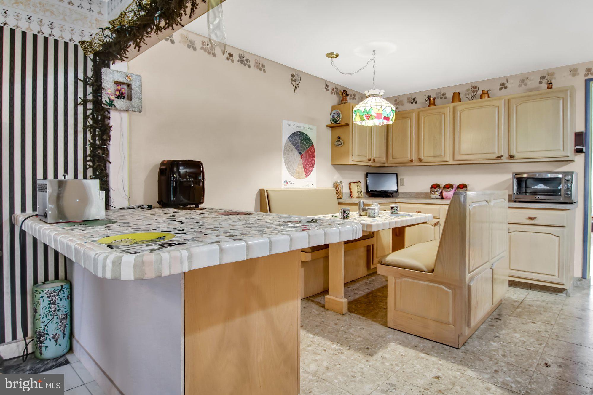 4905 Bossler Road Elizabethtown, PA 17022 - Photo 5 of 30 Gallery Image 5