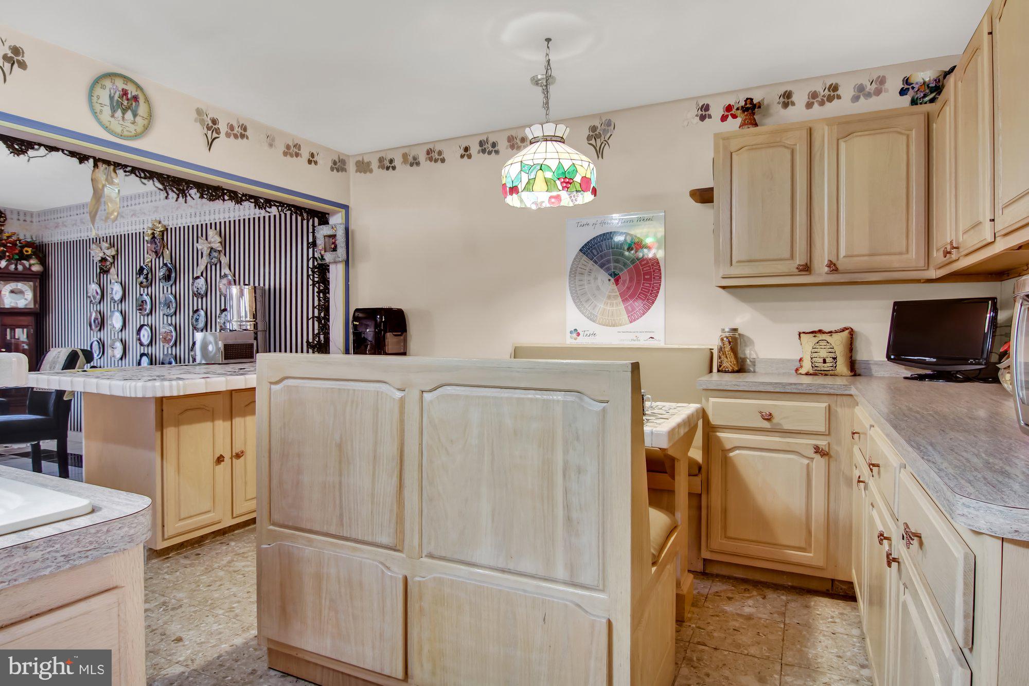 4905 Bossler Road Elizabethtown, PA 17022 - Photo 6 of 30 Gallery Image 6