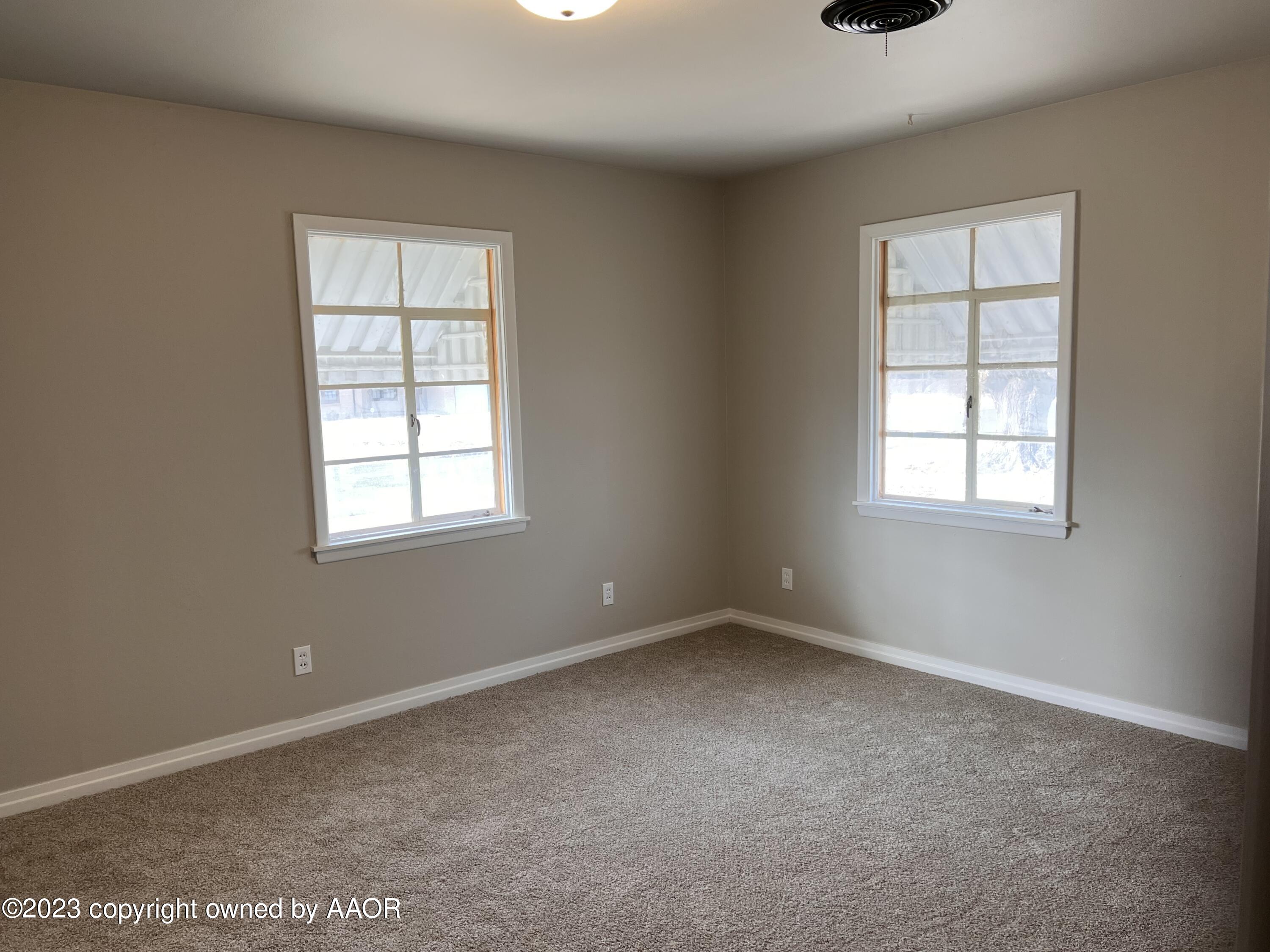 4321 Bowie Street Amarillo, TX 79110 - Photo 2 of 14 FF9AB105-B3A8-4870-8140-D4F90F43FDFF