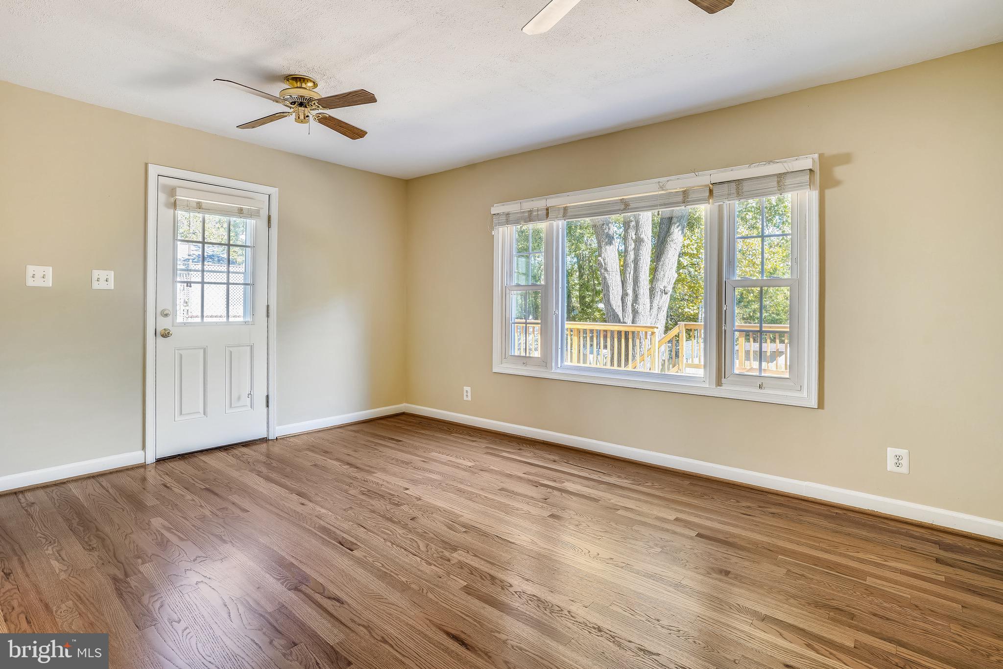 4029 Walters Court Fairfax, VA 22030 - Photo 12 of 29 Family Room w/ Picture Window and Deck Access