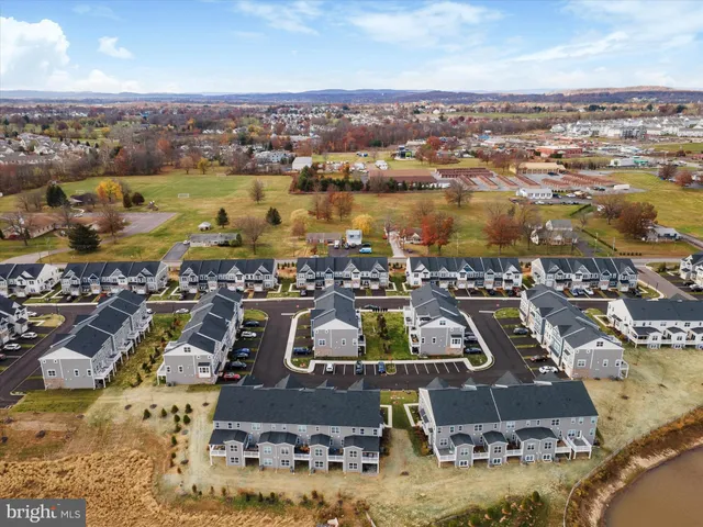 $679,000 | 25 Copper Court, Royersford, PA 19468