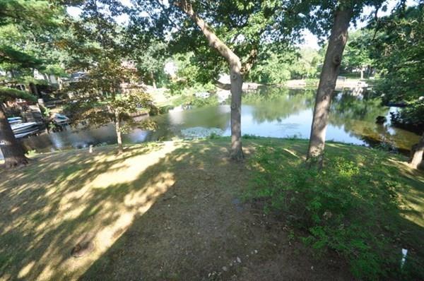27 Hollis Road Lynn, MA 01904 - Photo 17 of 28 Gallery Image 17