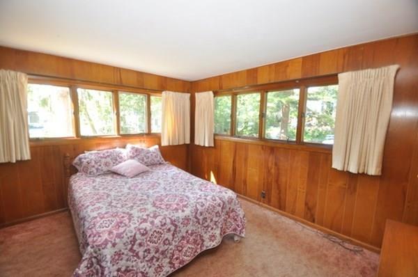 27 Hollis Road Lynn, MA 01904 - Photo 5 of 28 Gallery Image 5