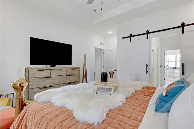 $305,000 | 7332 Aaron Street, Unit 24D, Parkville, MO 64152