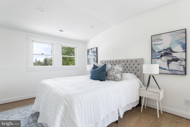 $1,400,000 | 2705 Mosby Street, Alexandria, VA 22305