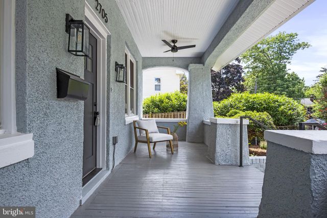 $1,400,000 | 2705 Mosby Street, Alexandria, VA 22305