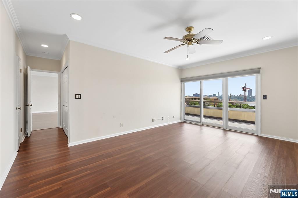 300 Gorge Road, Unit 57 Cliffside Park, NJ 07010 - Photo 17 of 31