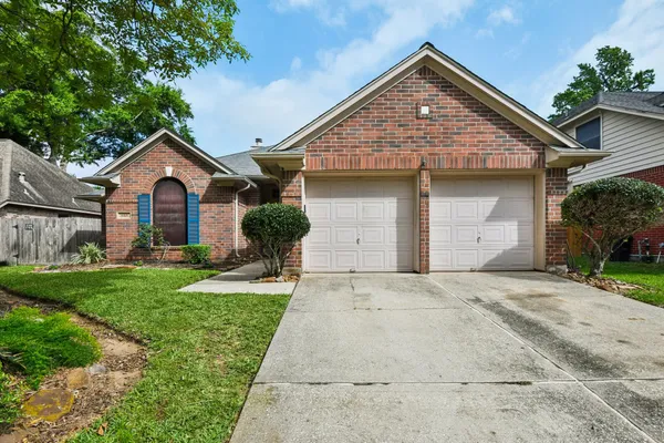 $375,000 | 6315 New Oak Court, Humble, TX 77346