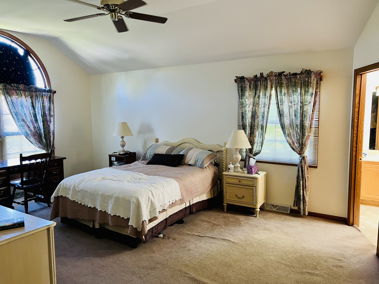 10087 Branch Road Rochelle, IL 61068 - Photo 20 of 27 a bedroom with a bed and a chandelier
