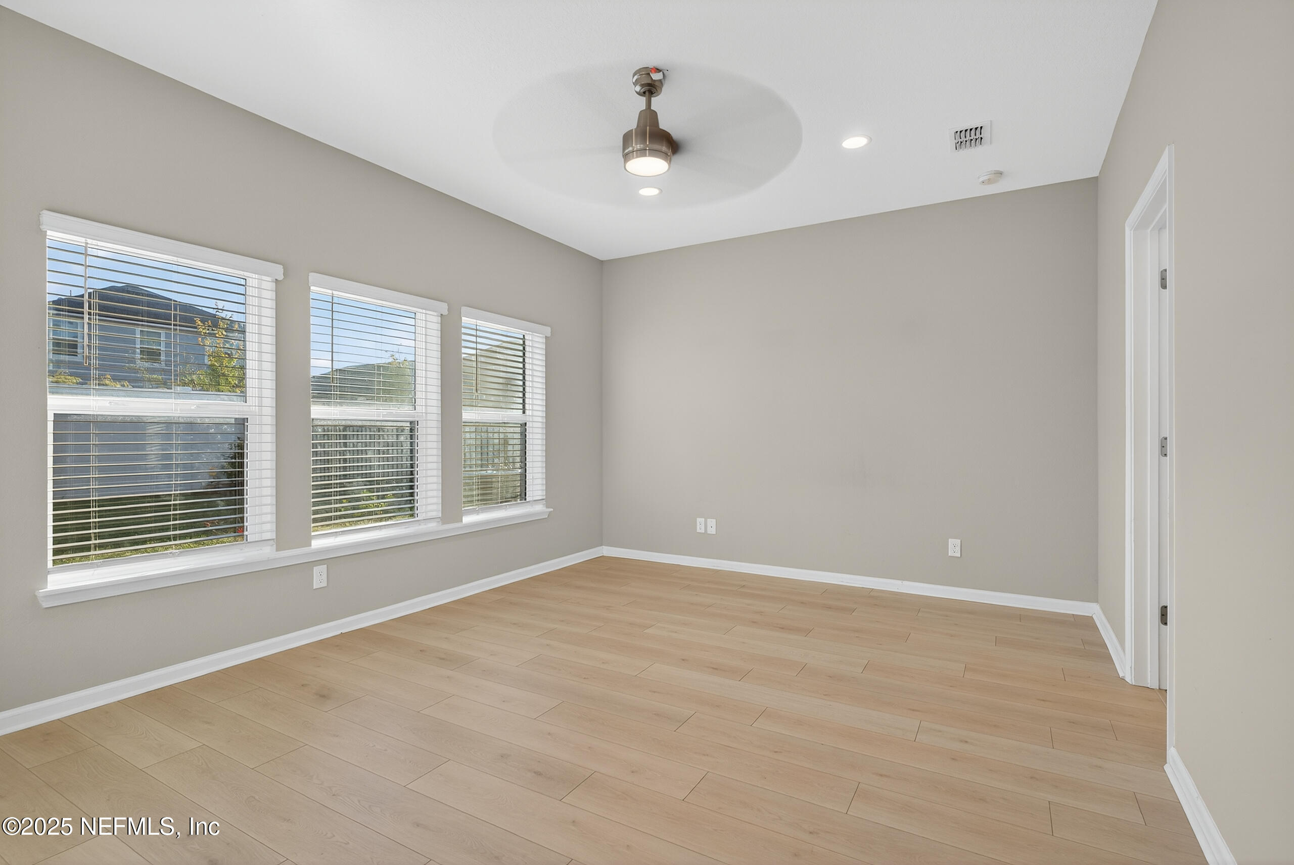 75598 Blackbird Drive Yulee, FL 32097 - Photo 16 of 30 a view of an empty room with a window