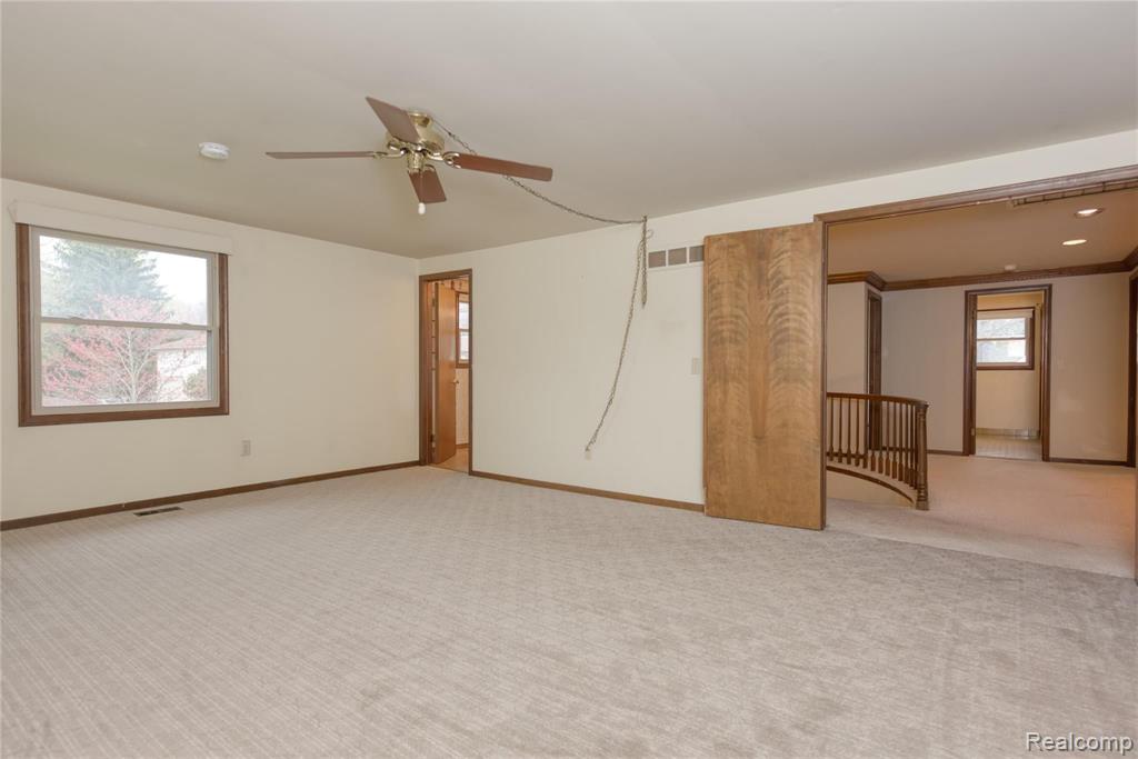 1732 North Kilburn Road Rochester Hills, MI 48306 - Photo 26 of 45