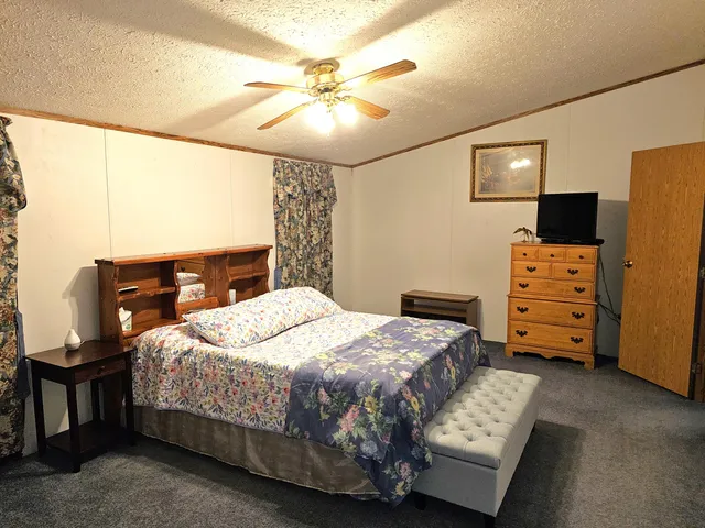 $210,000 | 9564 West 100 South, Winamac, IN 46996