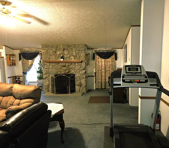 $210,000 | 9564 West 100 South, Winamac, IN 46996