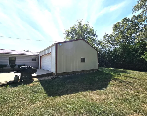 $210,000 | 9564 West 100 South, Winamac, IN 46996