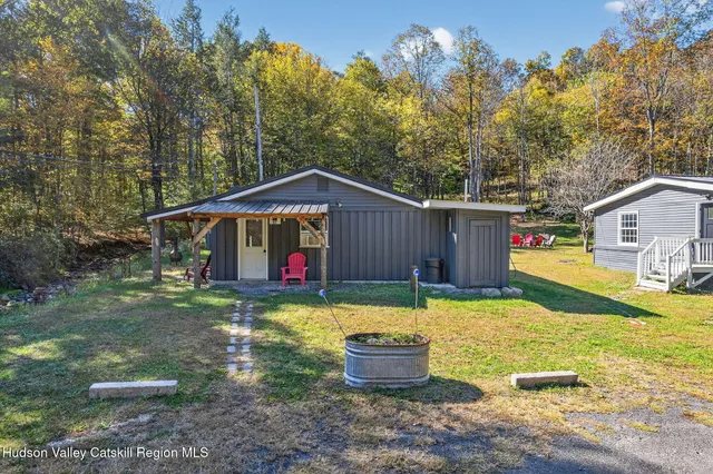 $549,000 | 40 Paddock Road, East Durham, NY 12423