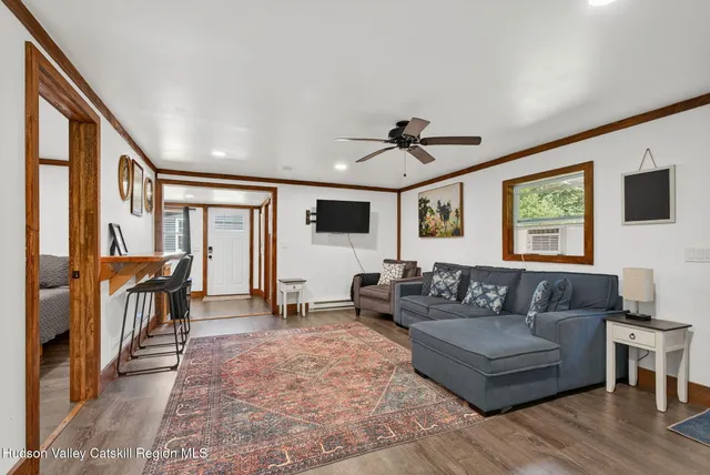 $549,000 | 40 Paddock Road, East Durham, NY 12423