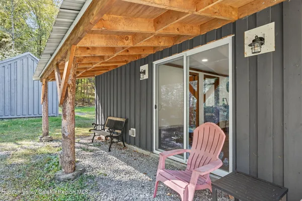 $549,000 | 40 Paddock Road, East Durham, NY 12423